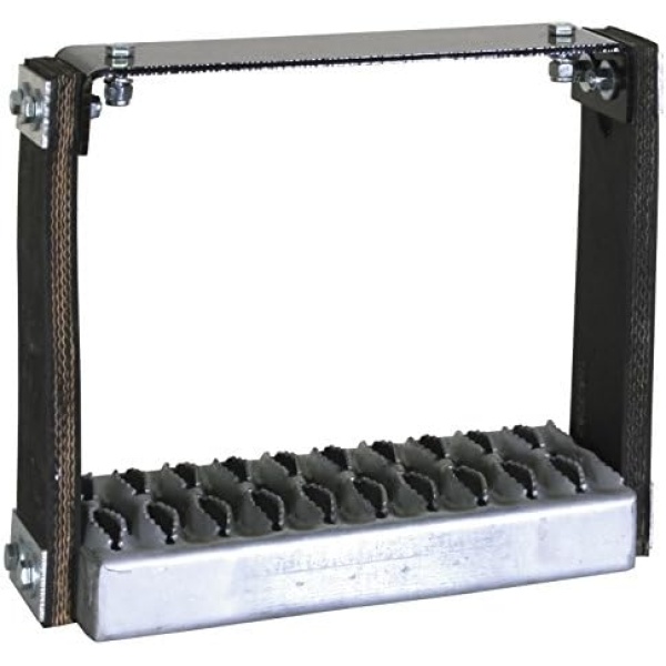 Buyers Products 5231112 12" Wide x 11" Tall Flexible Rubber Truck Step - Image 2