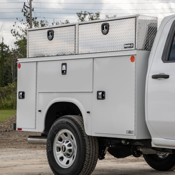Buyers Products 1701551 Silver Aluminum Diamond Tread Topsider Truck Box - Image 7